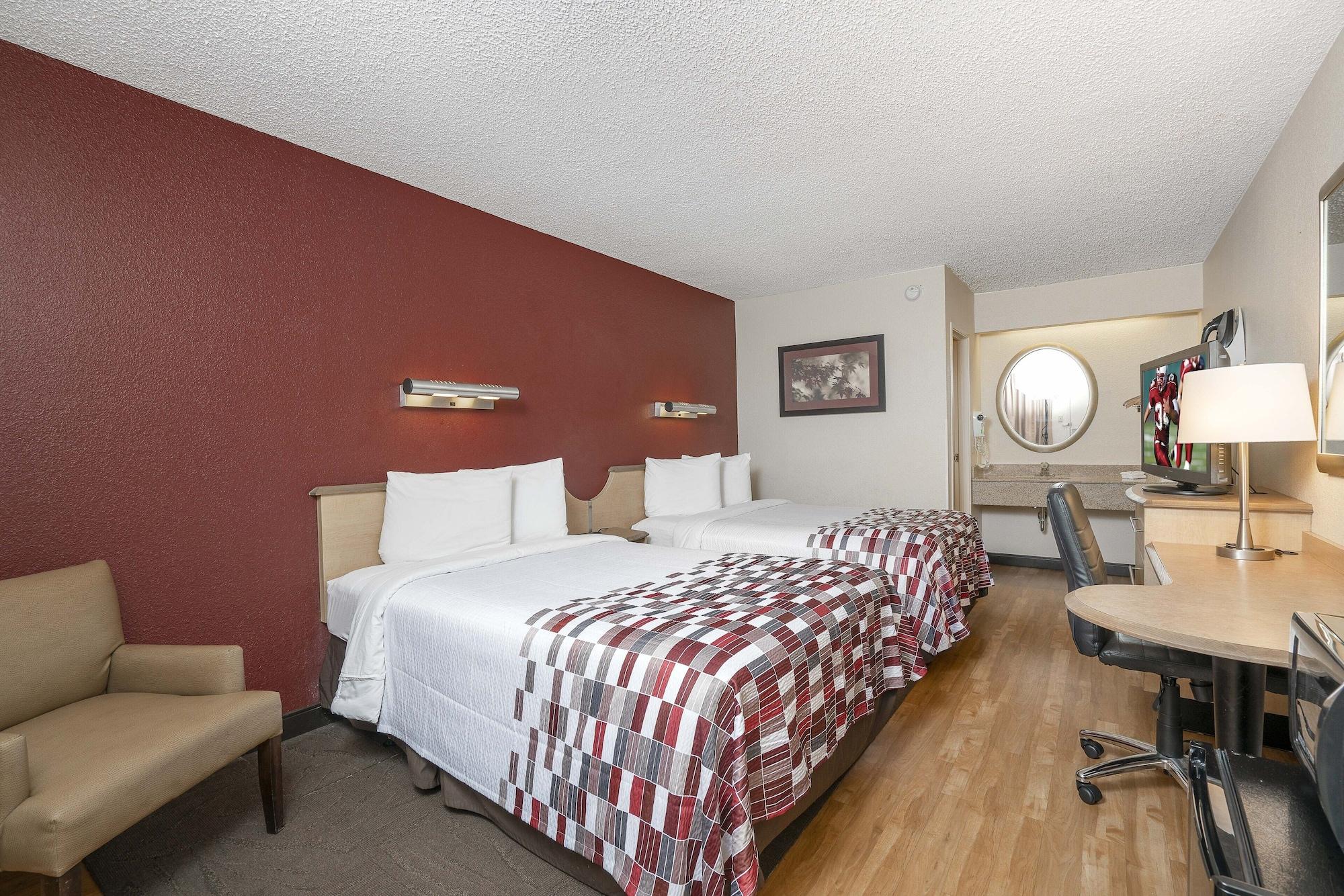 Red Roof Inn Louisville Fair And Expo Eksteriør billede