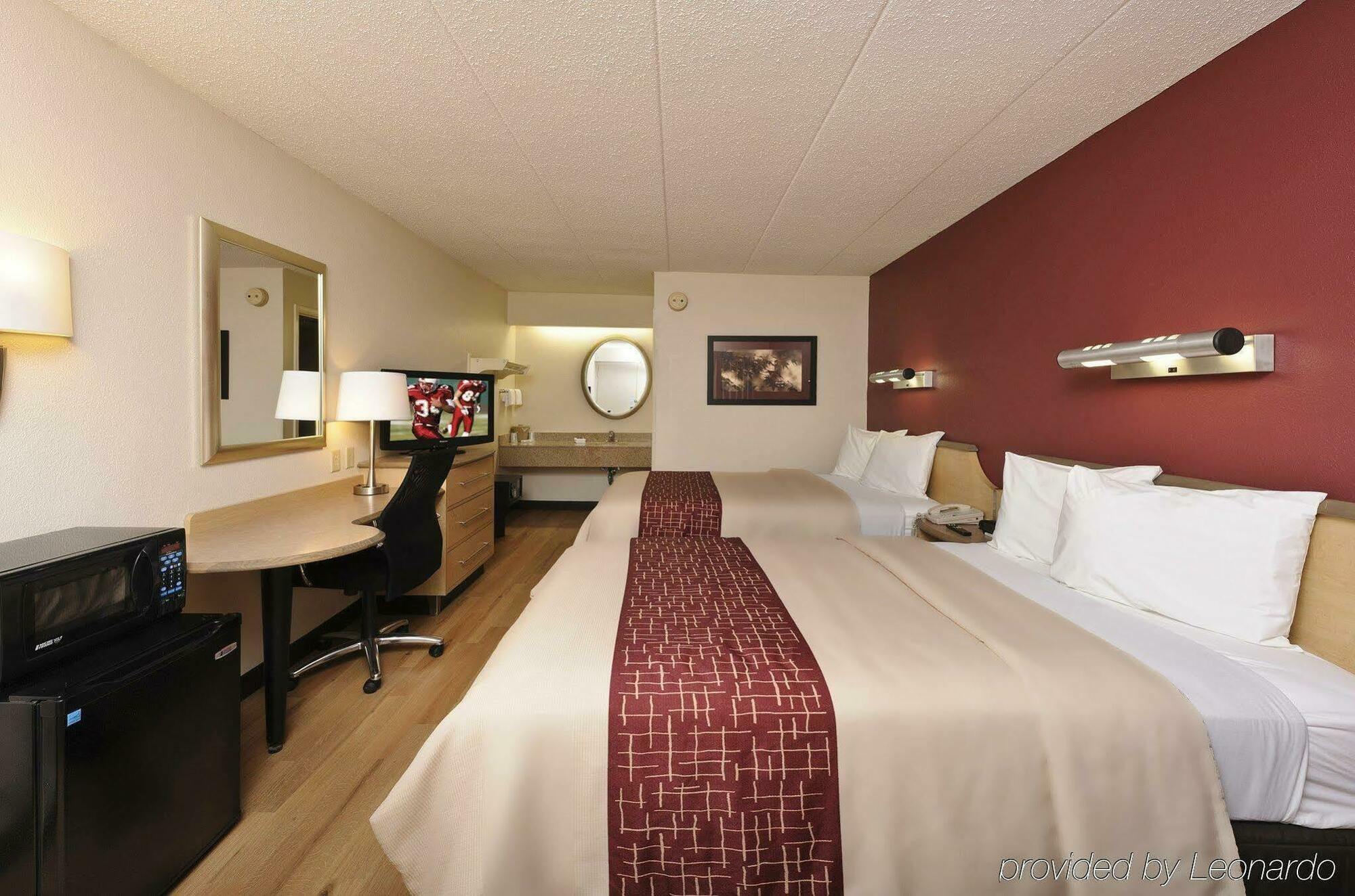 Red Roof Inn Louisville Fair And Expo Eksteriør billede